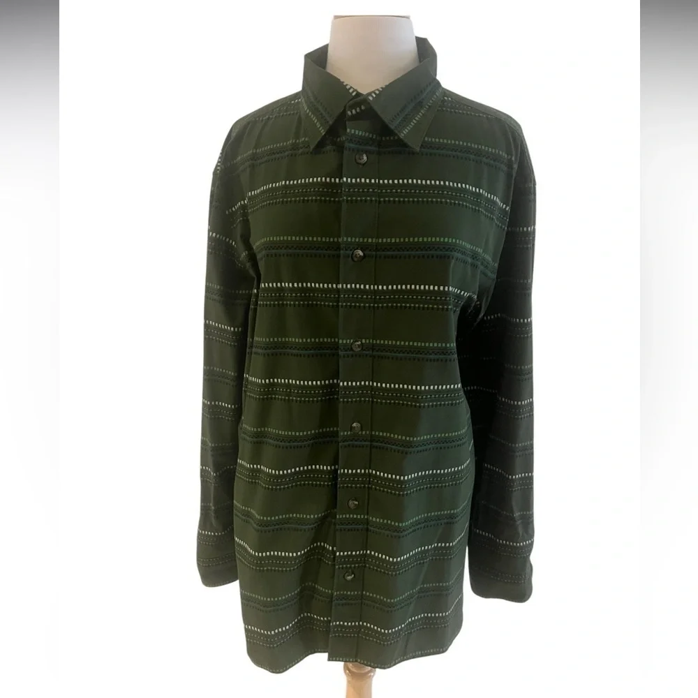 North Face Shirt- Men’s long sleeve button down XL